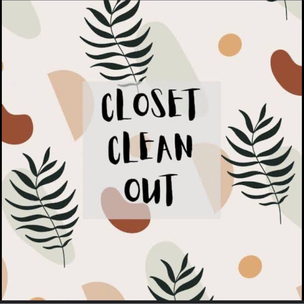 CLOSET POLL- Help Me Curate! 🙏🏿